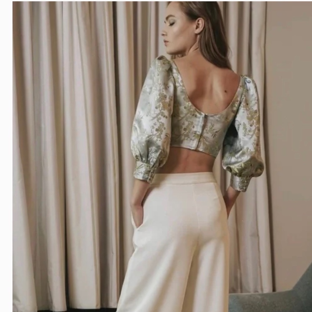 Revolve SAU LEE Jodie Chinese Jacquard Crop Blouse in Green